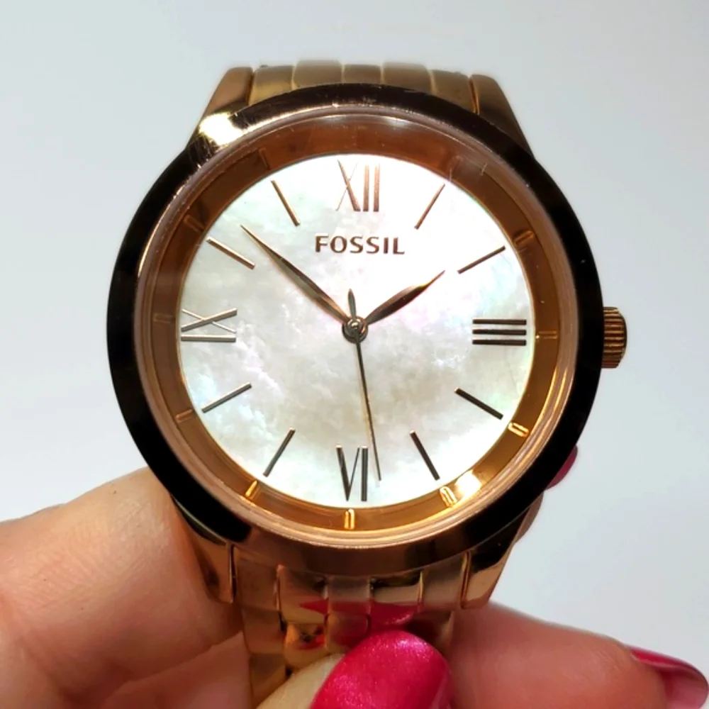 Fossil Watch BQ1756 Rose Gold Wristband Mother of Pearl